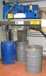 Décanteur centrifuge monté sur socle